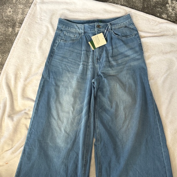 HALARA Denim - HALARA Light Blue Wide Leg Jeans - High Rise Flare